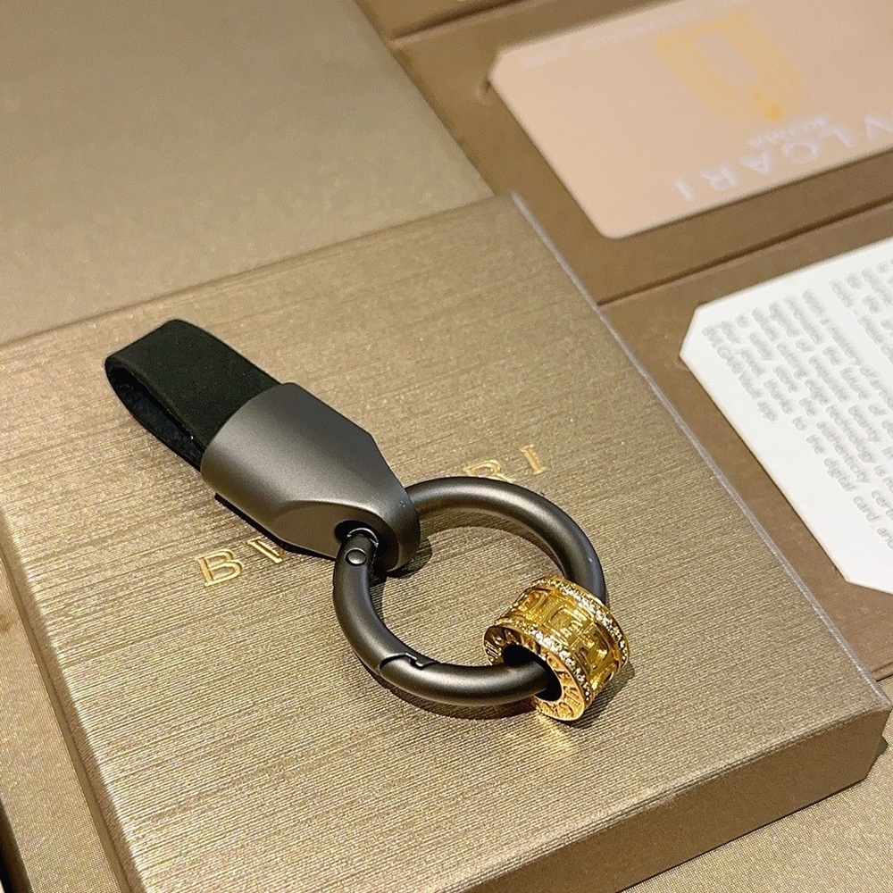 Bulgari bag charm keychain - Picture 4 of 6
